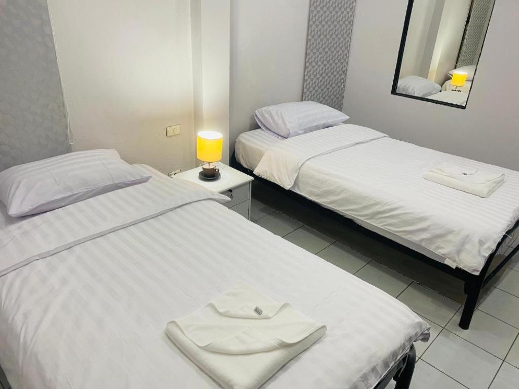 Beachwalk Patong Ngoại thất bức ảnh